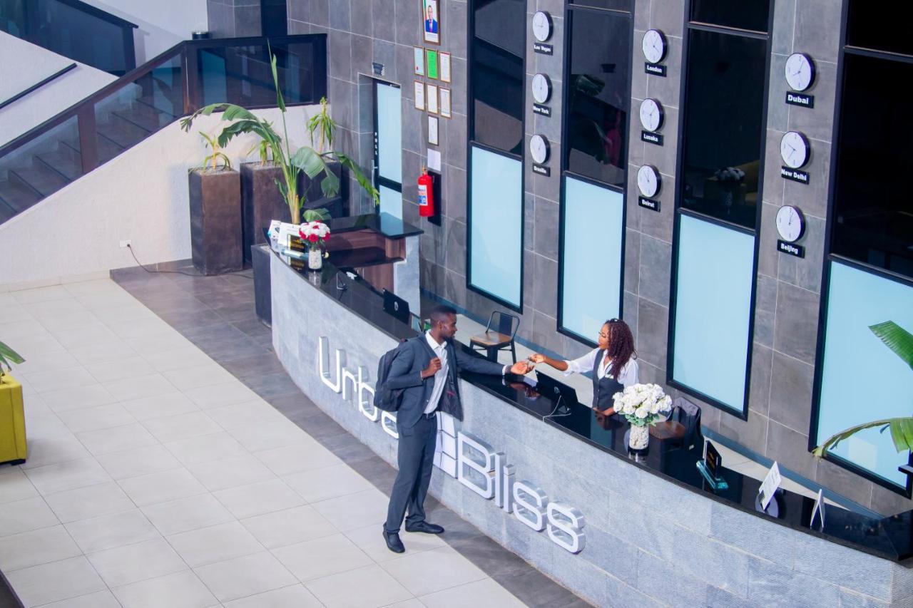Urban Bliss Hotel Kabwe Exteriör bild