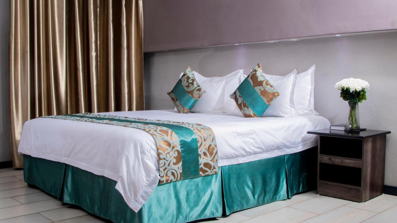 Urban Bliss Hotel Kabwe Exteriör bild
