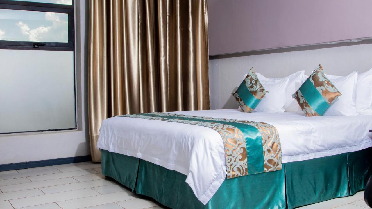 Urban Bliss Hotel Kabwe Exteriör bild